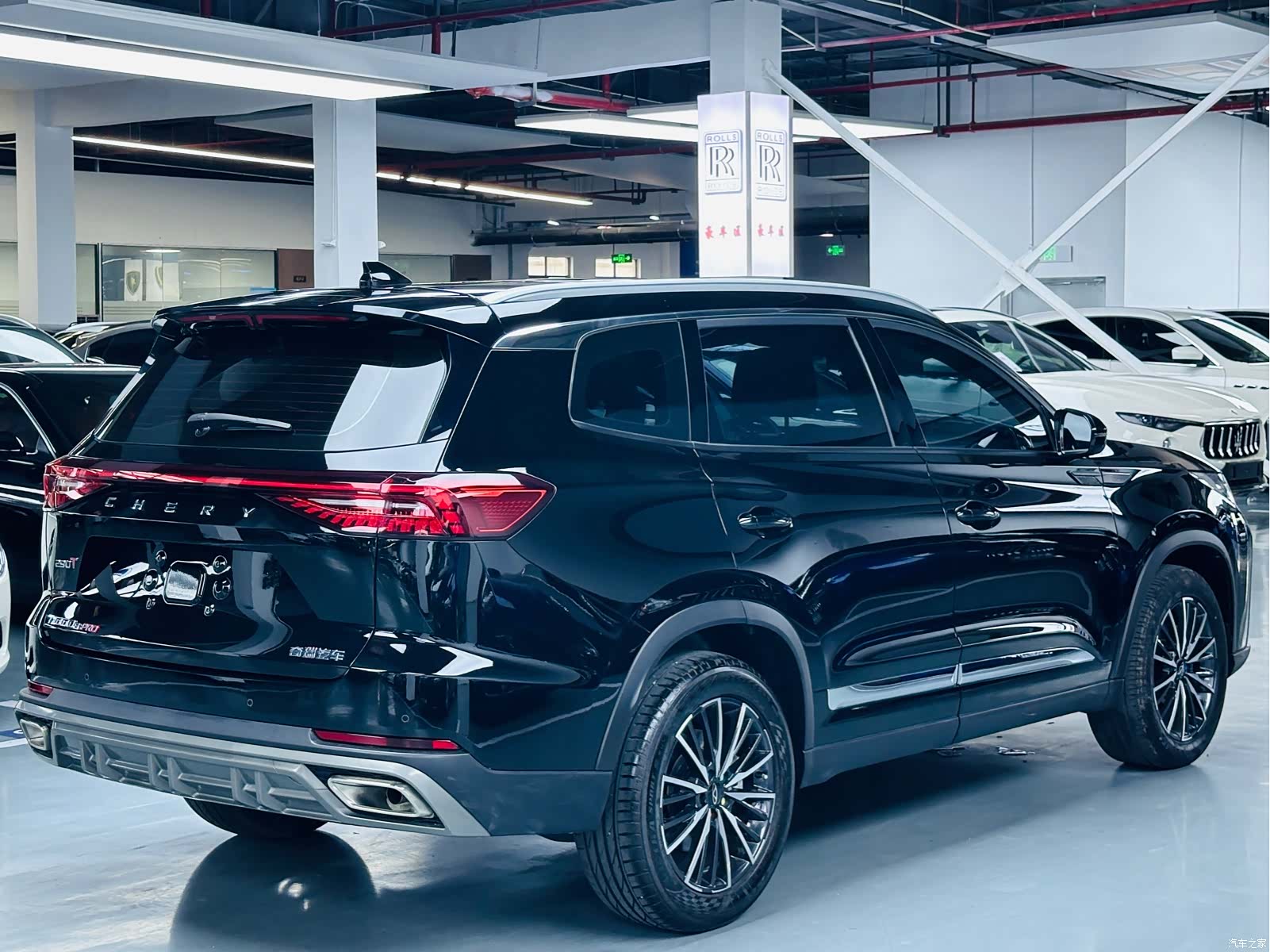 Chery Tiggo 8, 2025 15