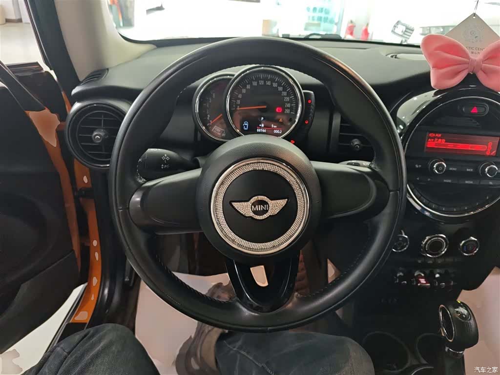 Mini ONE, 2017 11