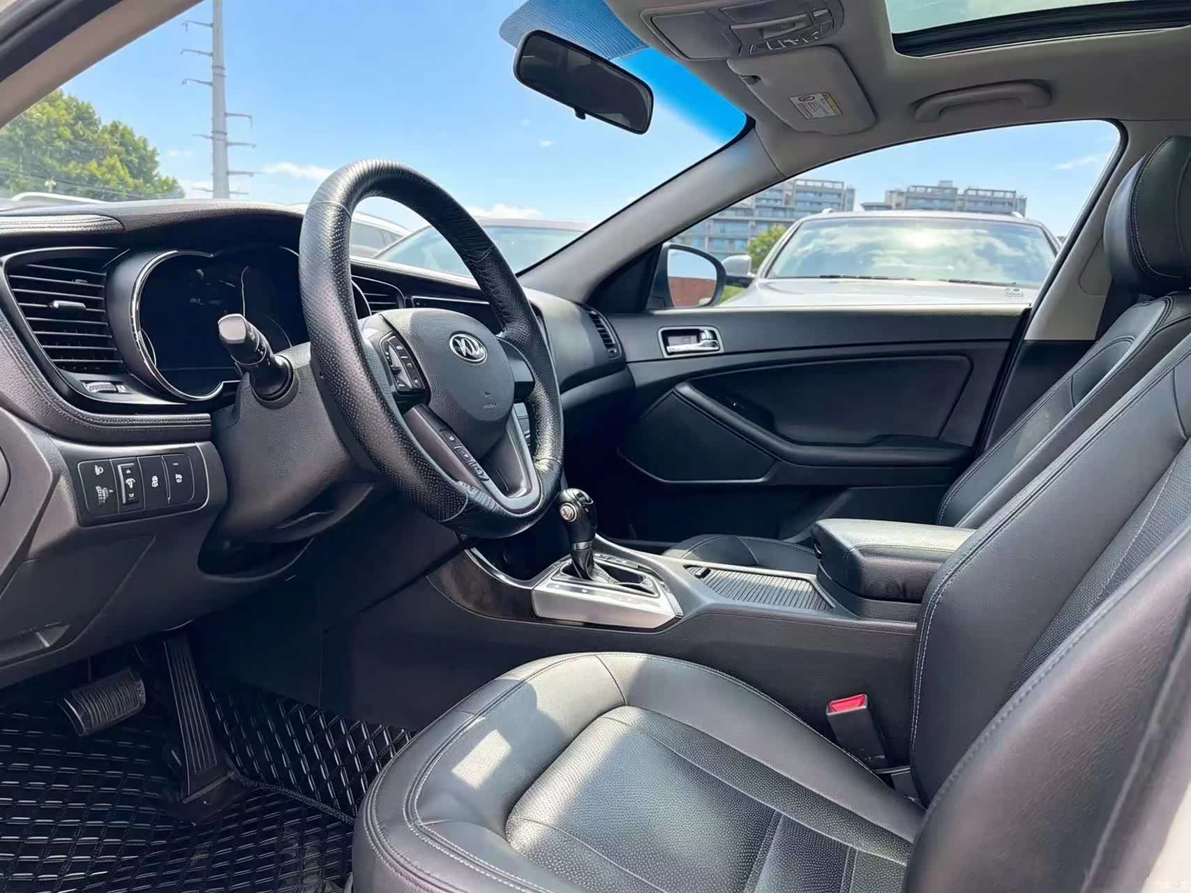 Kia K5, 2012 9