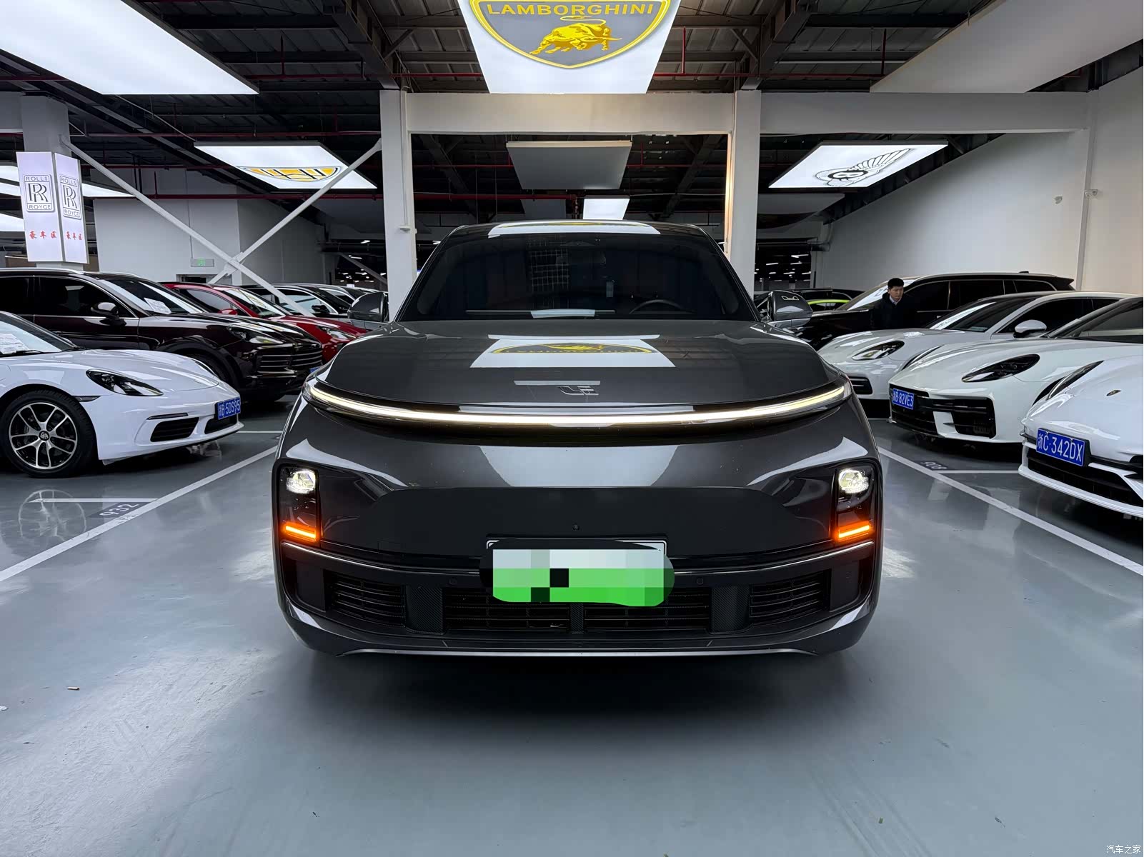 Li Auto L8, 2023 2