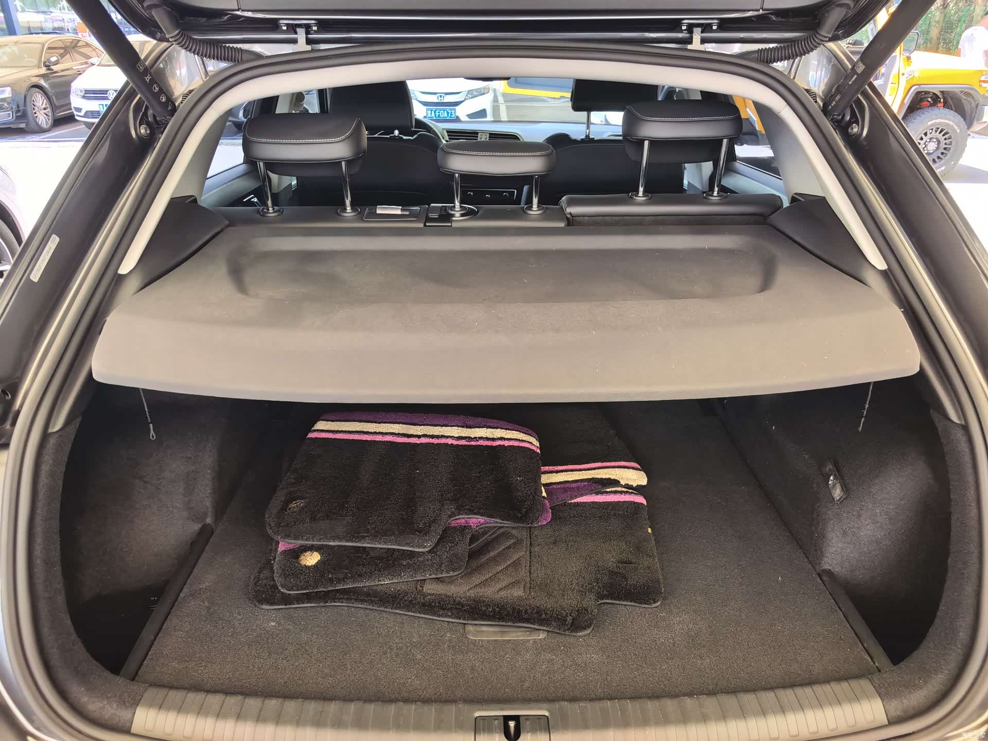 Audi Q3, 2022 14
