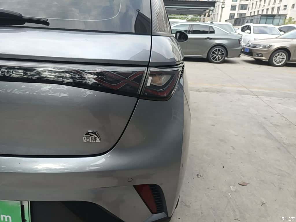 BYD Dolphin, 2023 8