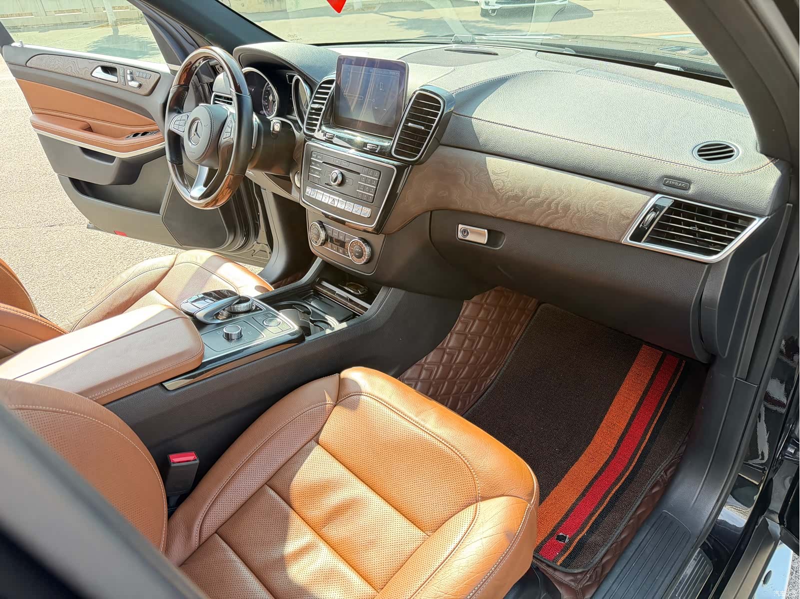 Mercedes-Benz GLS, 2016 6
