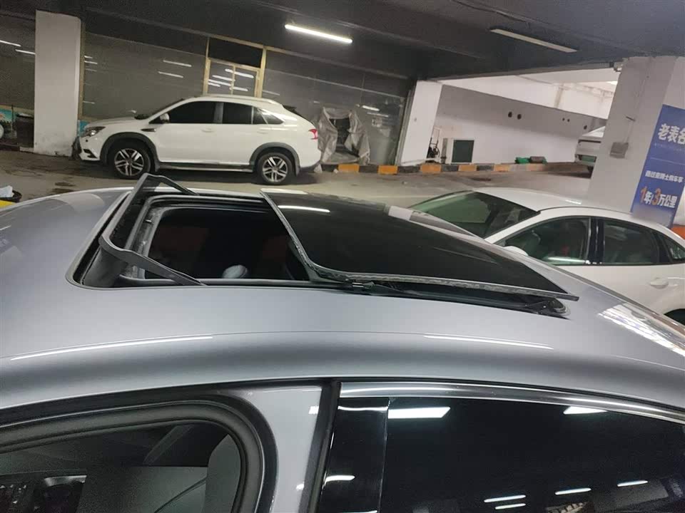 BYD Qin L