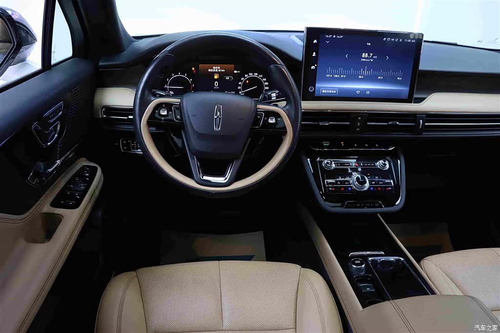 Lincoln Corsair, 2021 24