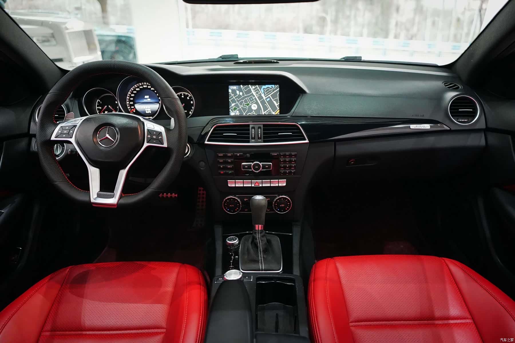 Mercedes-Benz C-Class, 2015 8