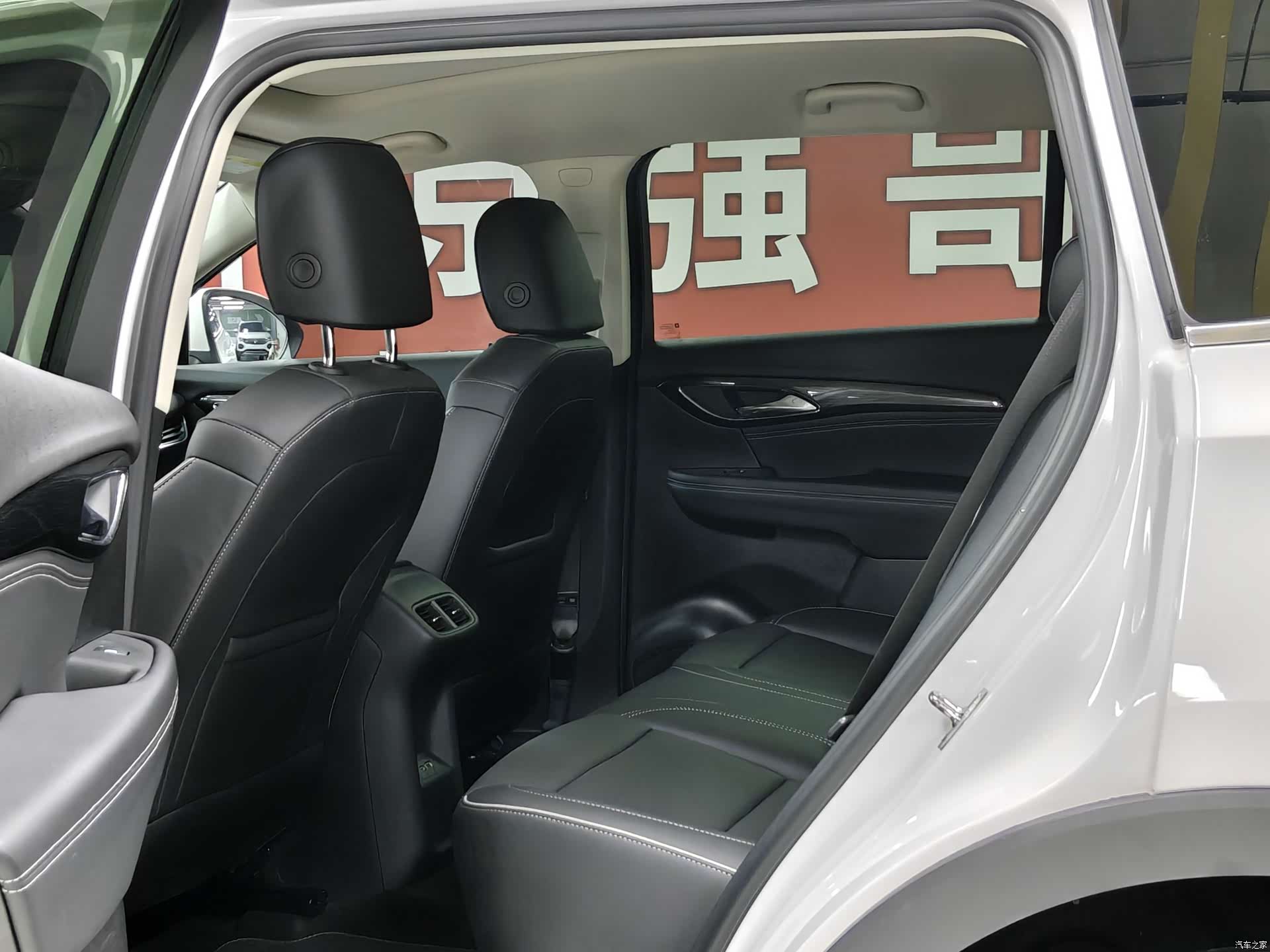 Buick Envision Plus, 2023 9