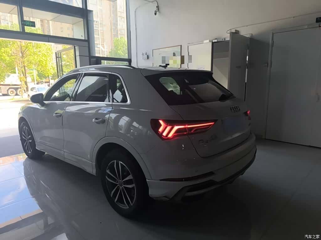 Audi Q3, 2020 все фото