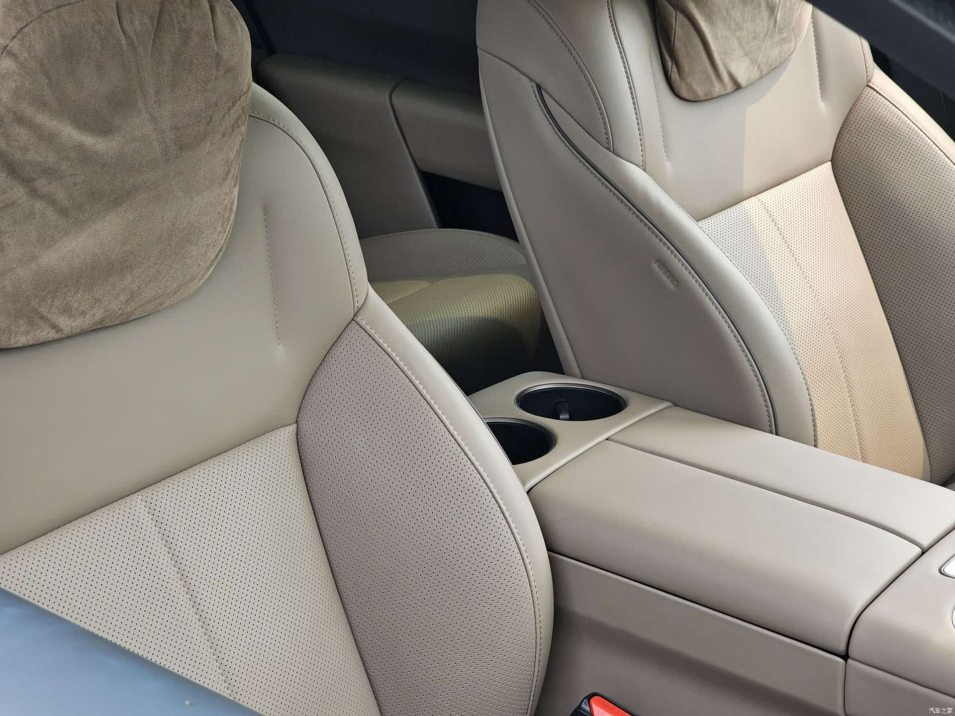 Li Auto i8, 2025 17
