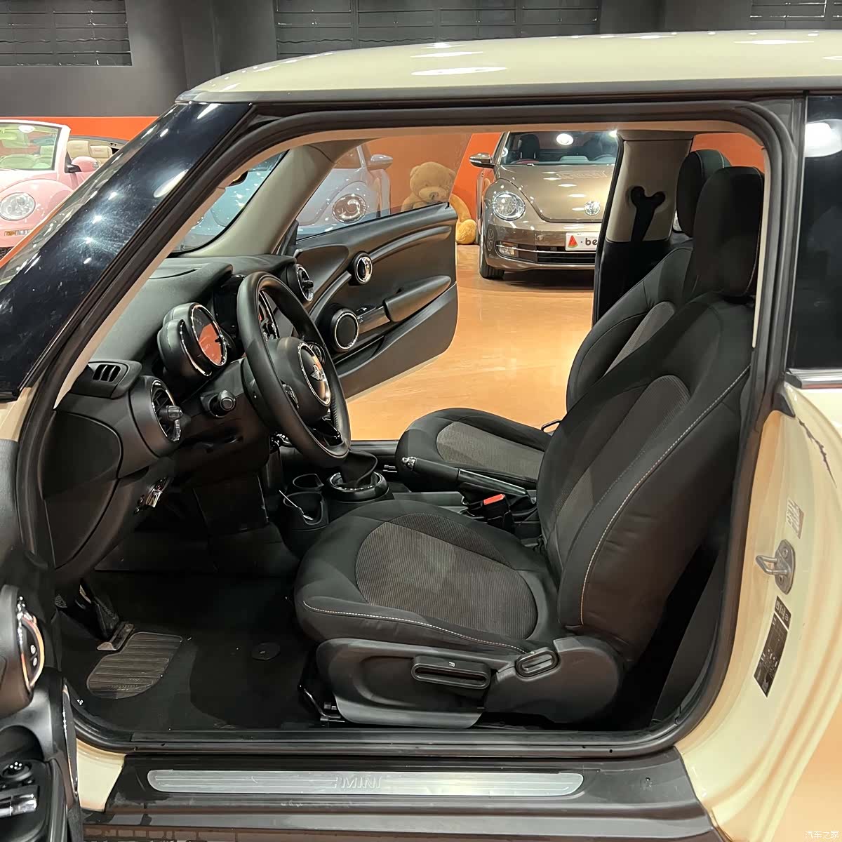 Mini ONE+, 2015 13