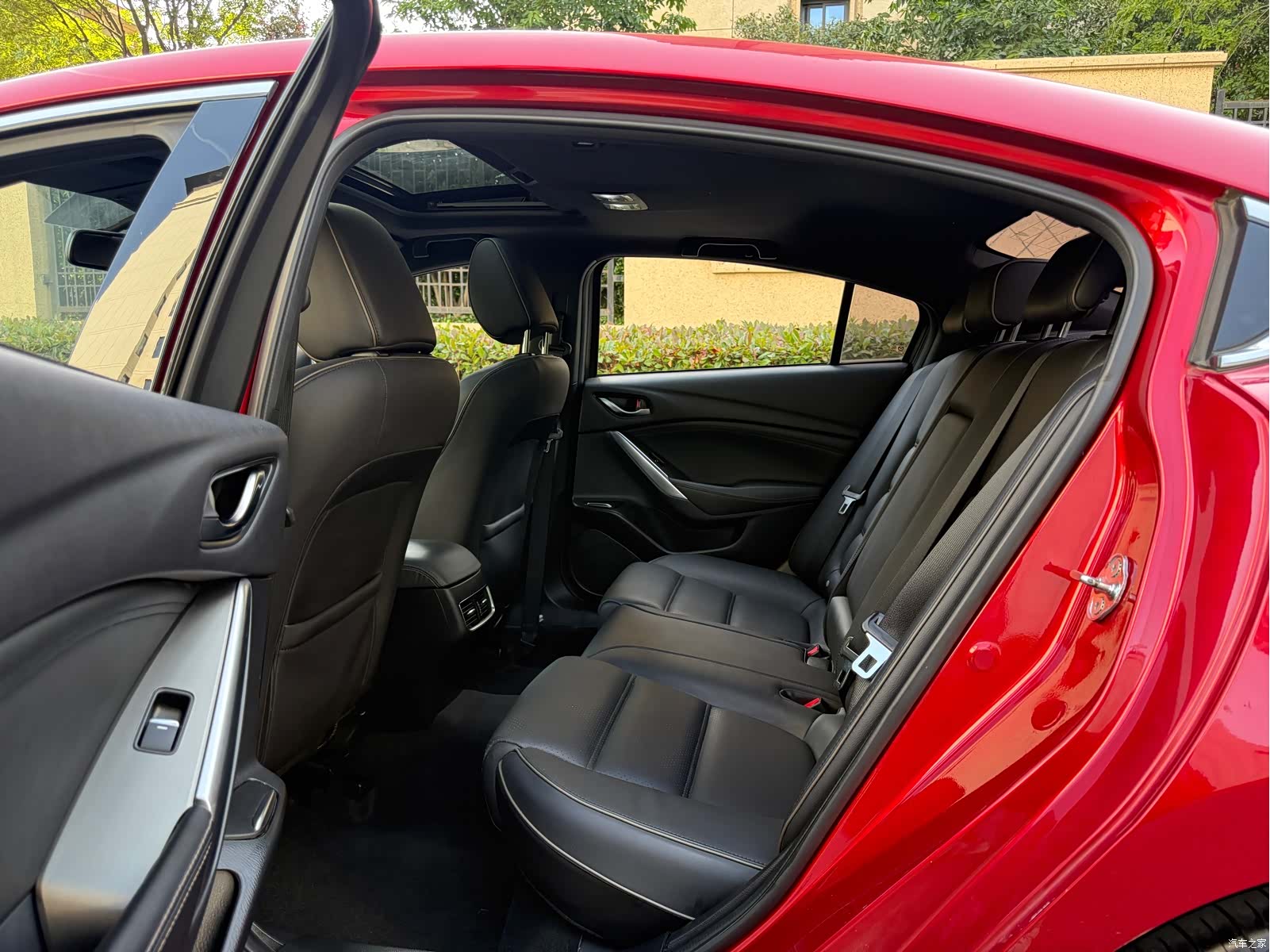 Mazda Atenza, 2018 11