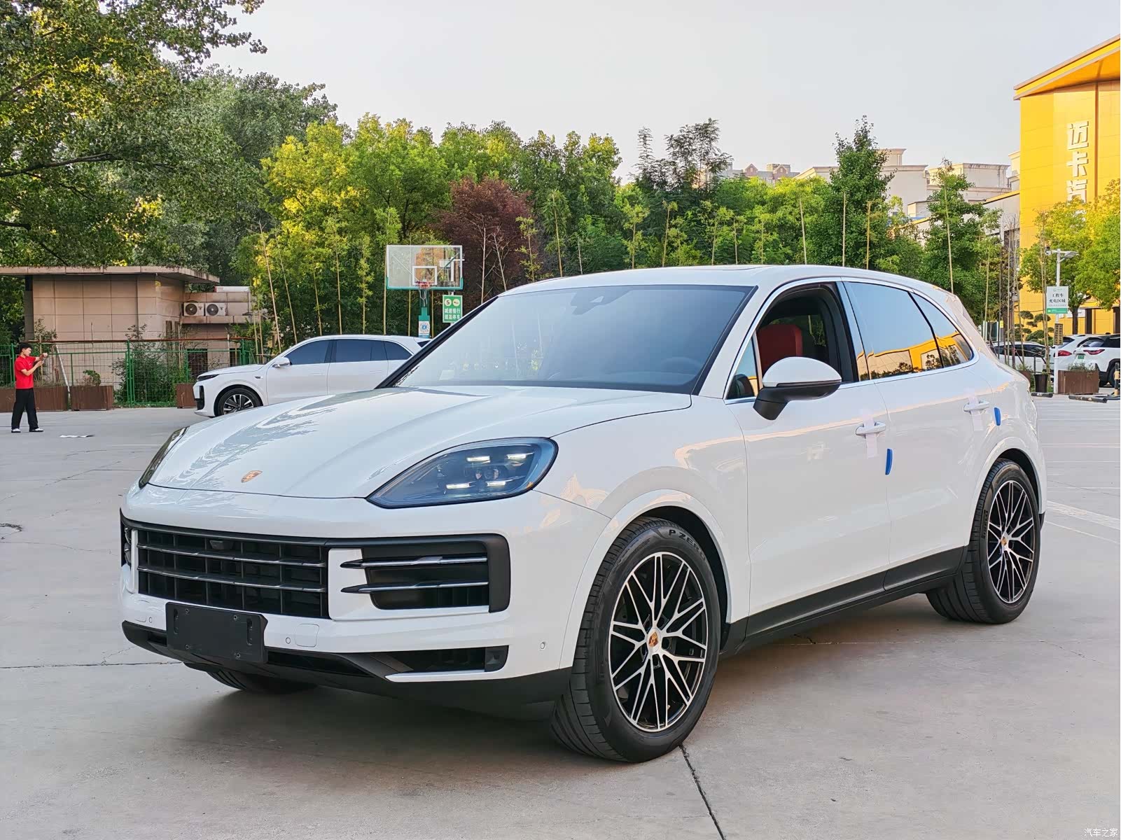 Porsche Cayenne, 2025 1