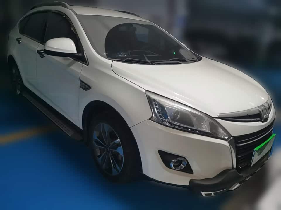 Luxgen Excellent 6 SUV