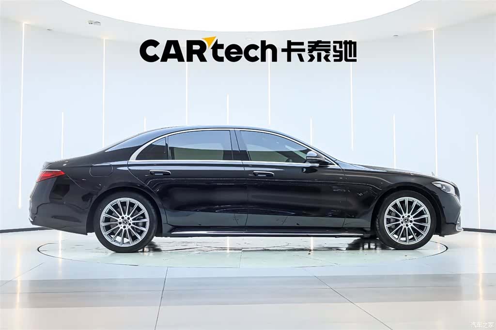 Mercedes-Benz S-Class, 2023 4