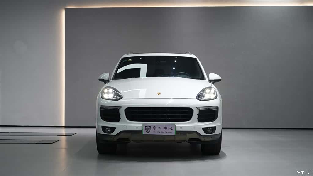 Porsche Cayenne, 2015 3