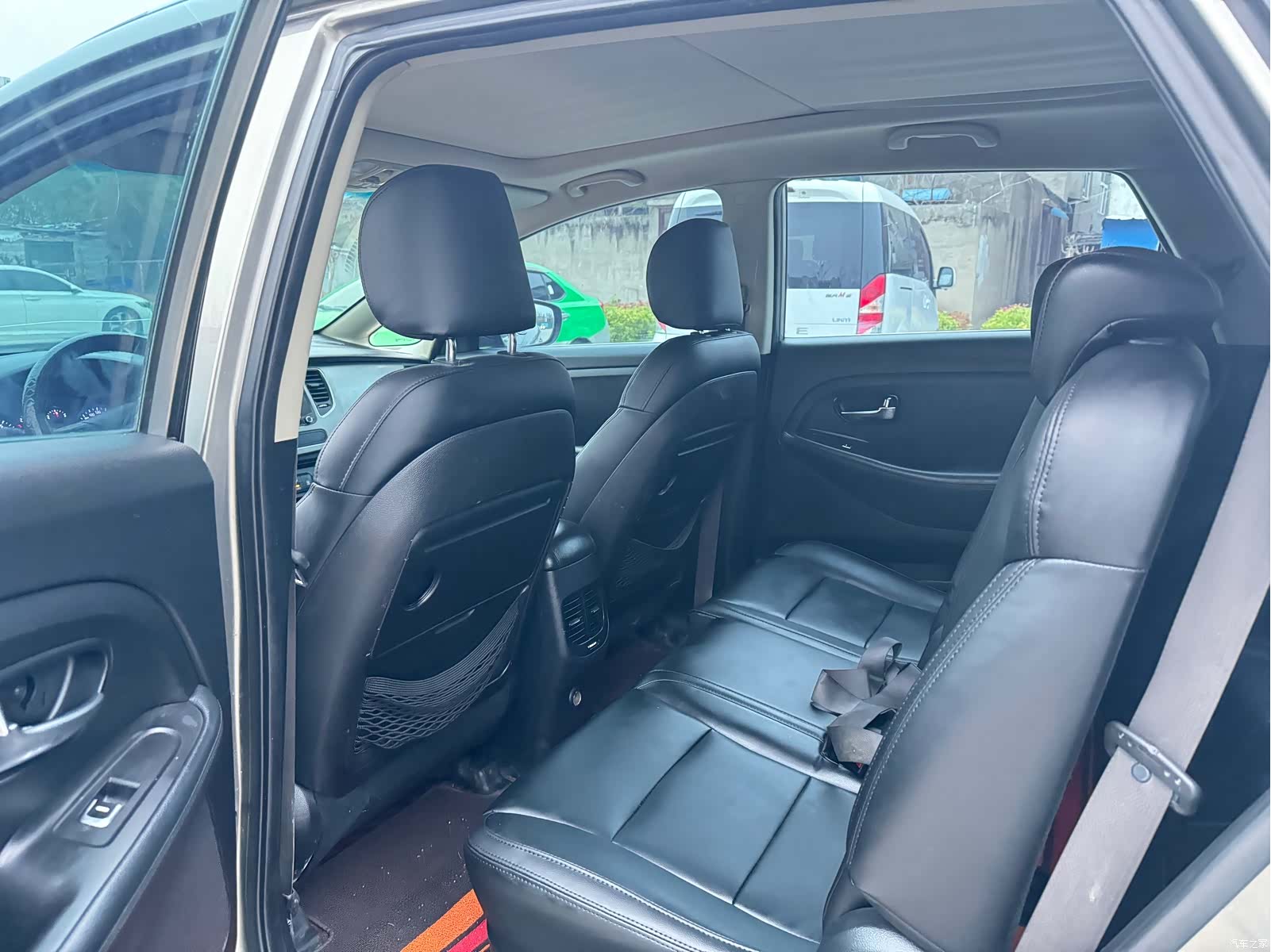 Kia 7, 2014 9