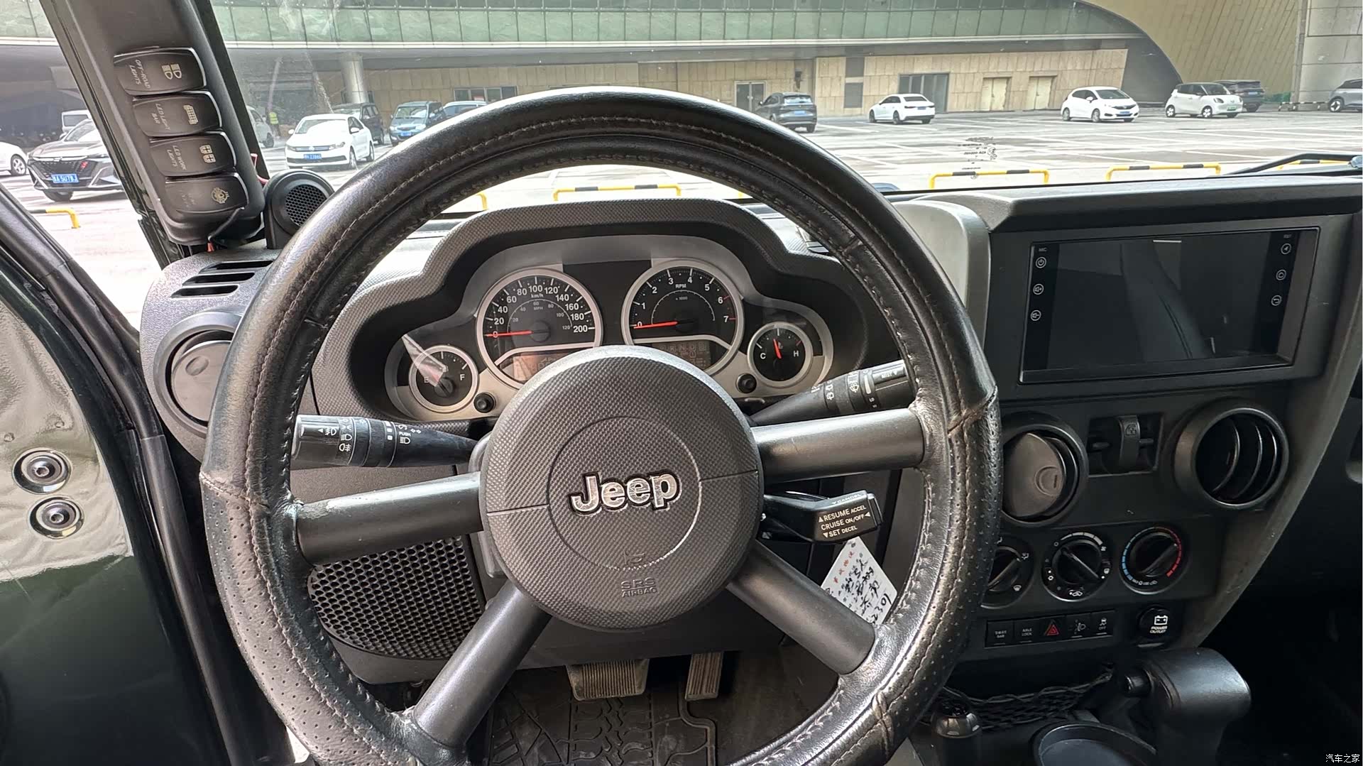 Jeep Wrangler, 2010 13