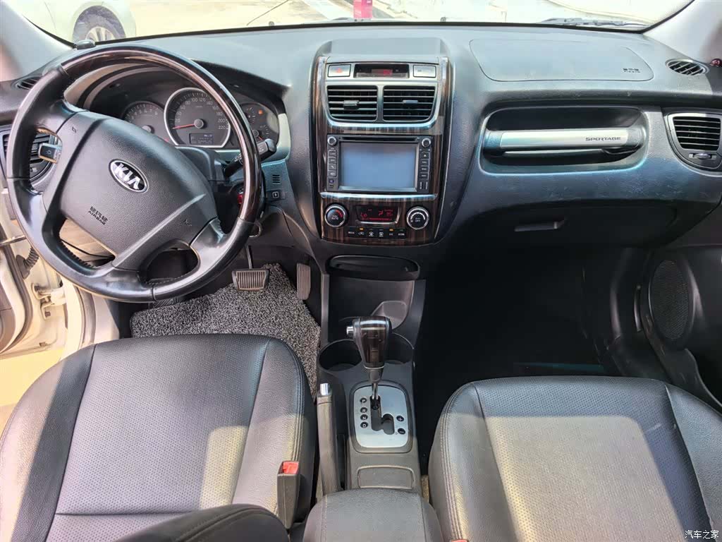 Kia GLS, 2014 10