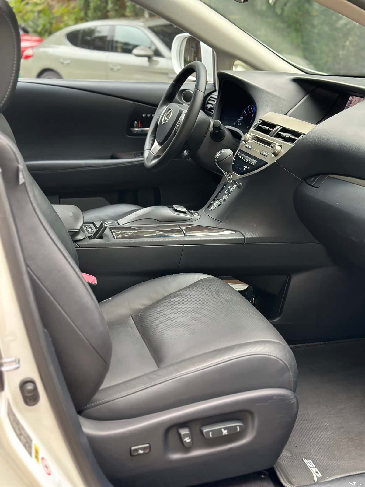 Lexus RX, 2013 13