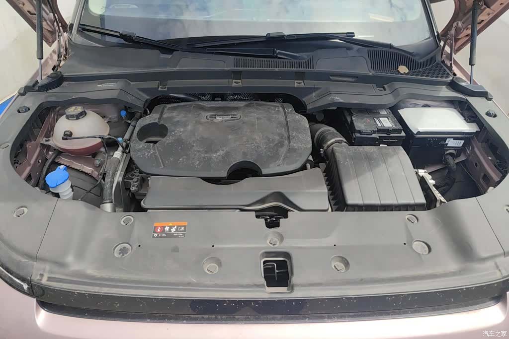 Geely Icon, 2022 10