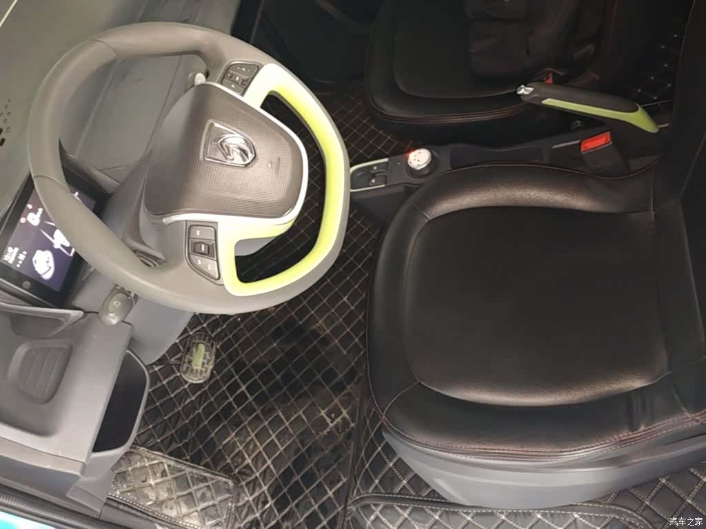Wuling E100, 2019 16