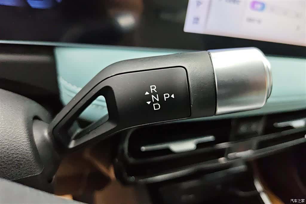Geely E, 2024 16