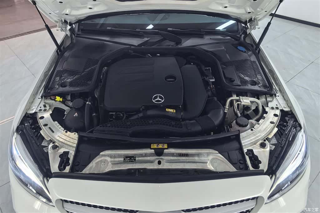 Mercedes-Benz C-Class, 2020 10