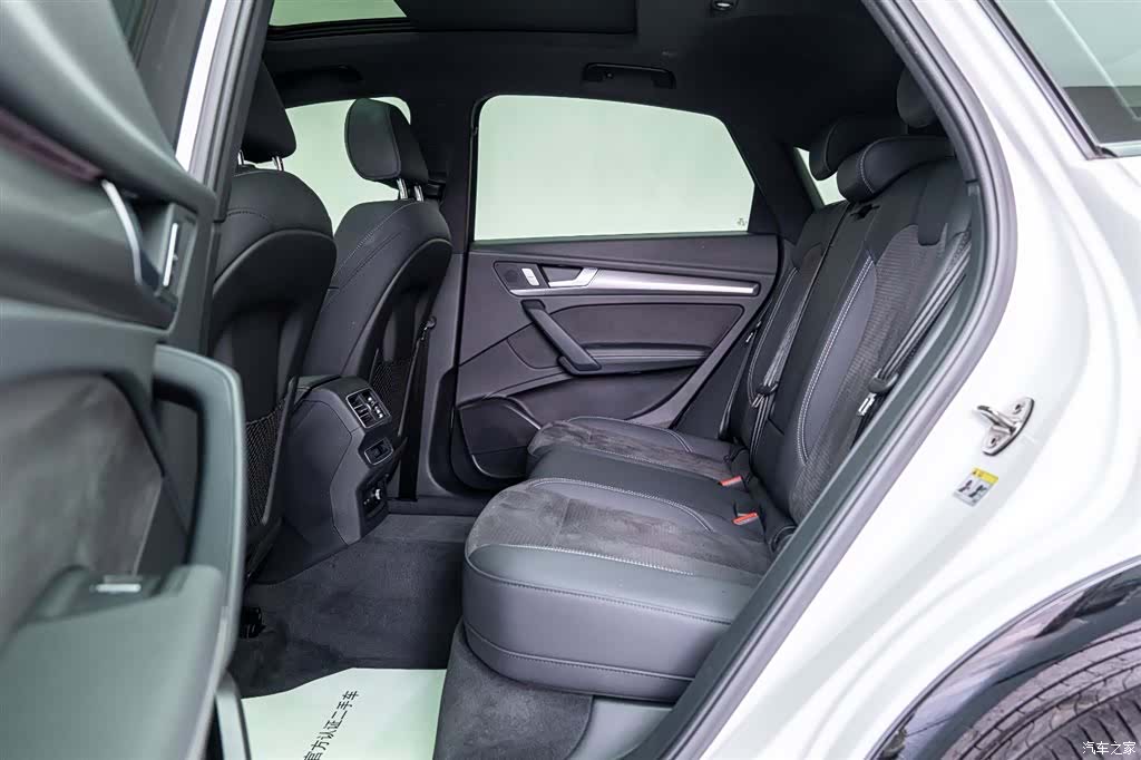 Audi Q5L, 2024 12