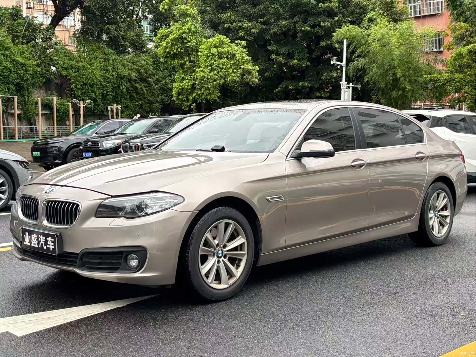 BMW 5 Series, 2017 1