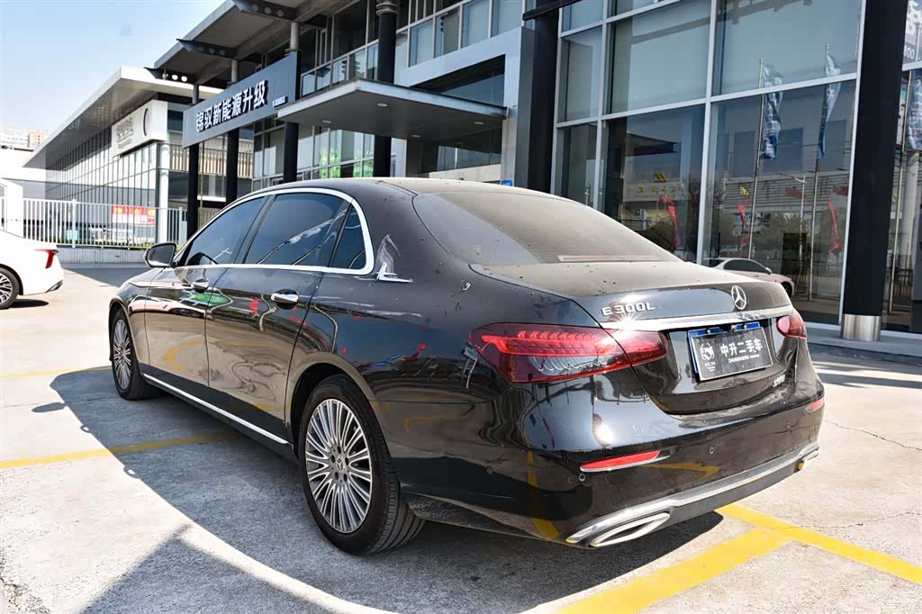 Mercedes-Benz E-Class, 2023 9