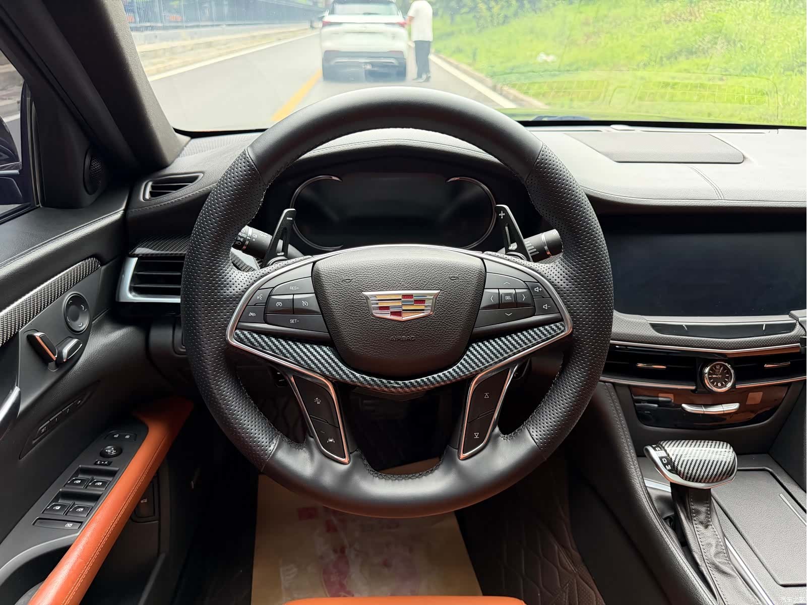 Cadillac CT6, 2016 6