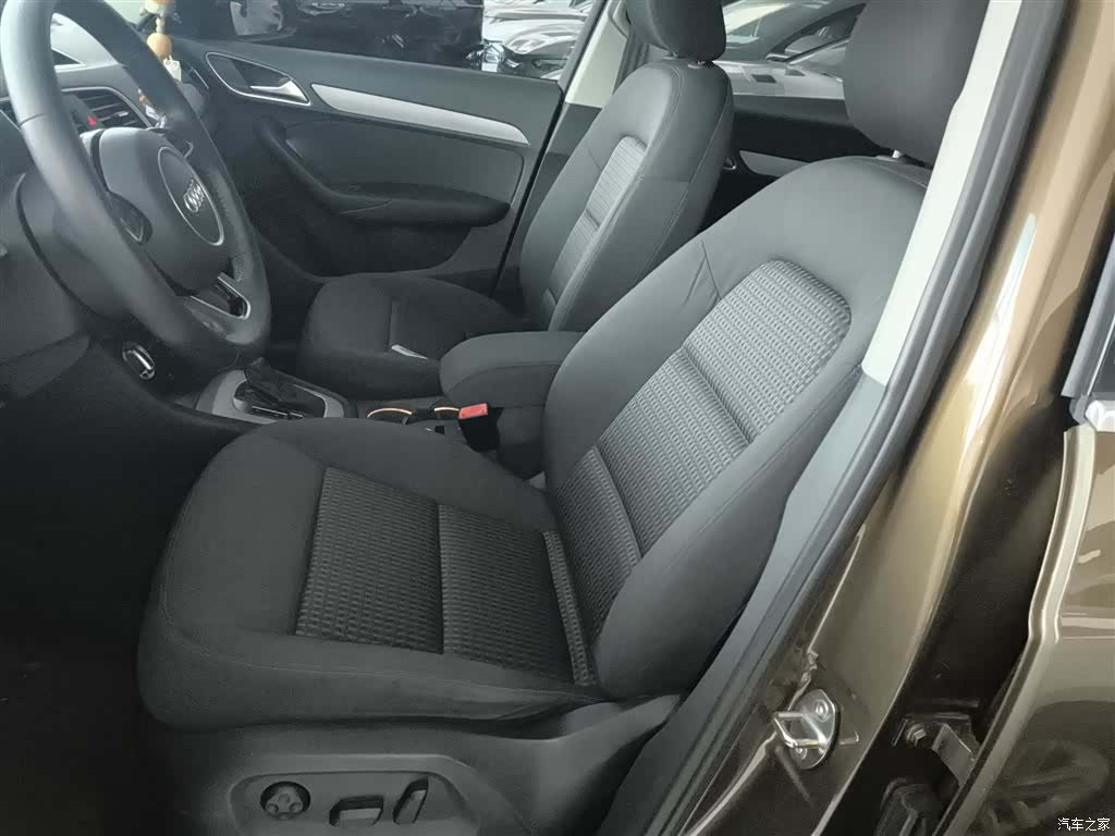 Audi Q3, 2017 15