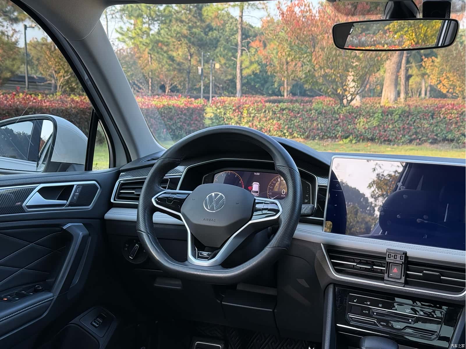 Volkswagen Tiguan L, 2022 10