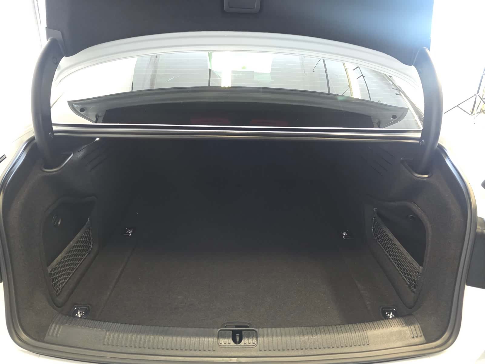 Audi A4L, 2025 13