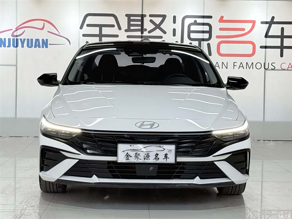 Hyundai Elantra, 2024 2