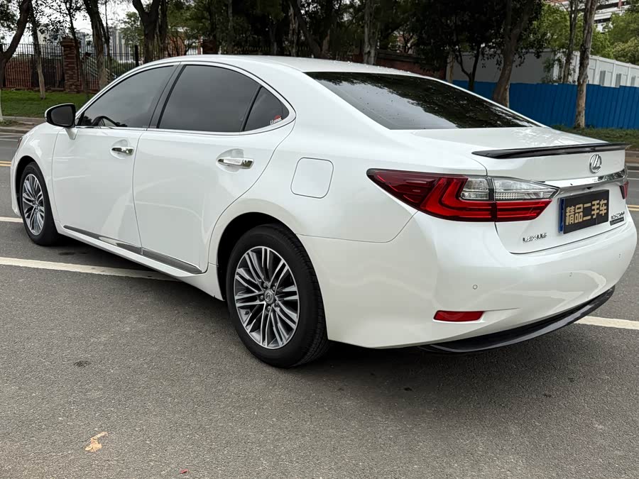 Lexus ES 2017, фото 5
