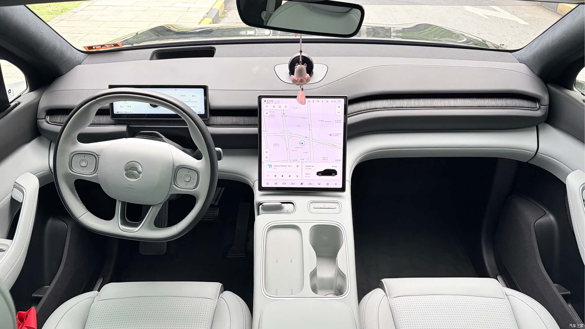 NIO ES6, 2025 9