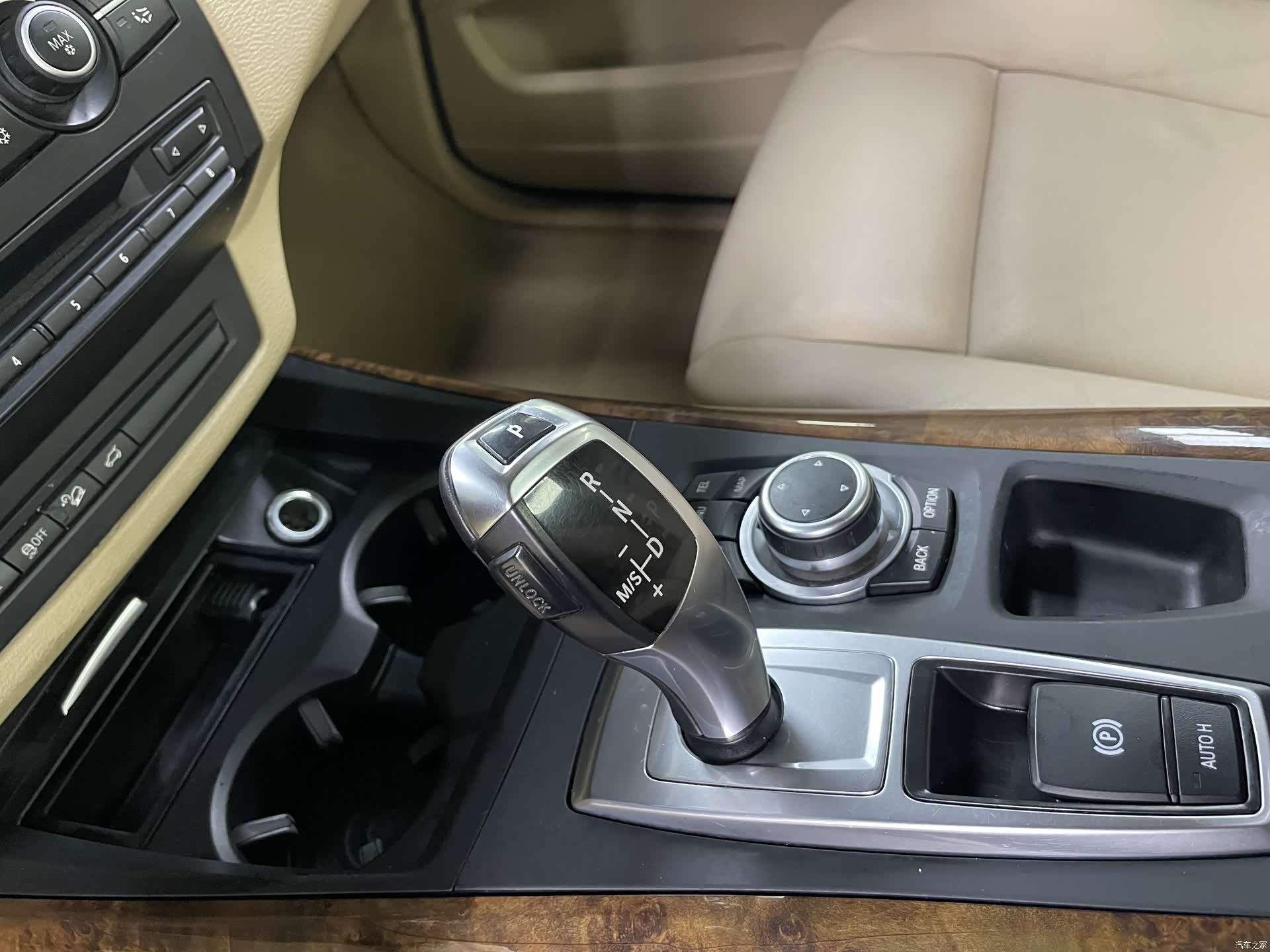 BMW X5, 2011 19