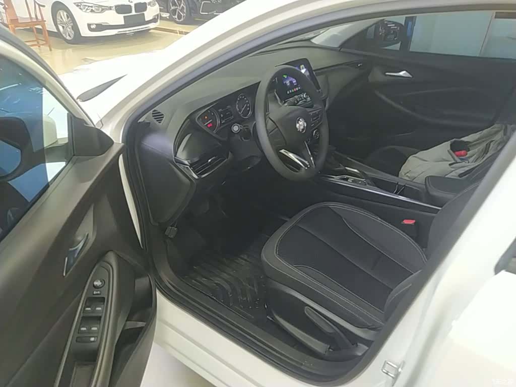 Buick Verano, 2024 16