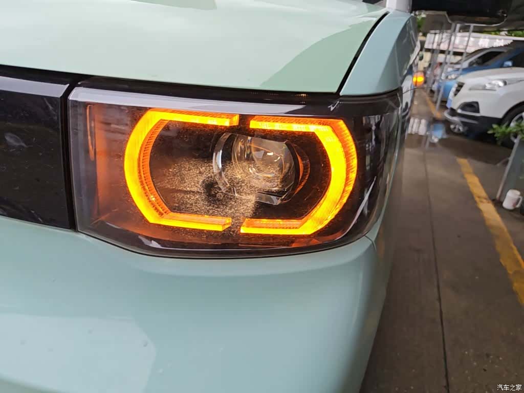 Wuling MINIEV, 2021 24