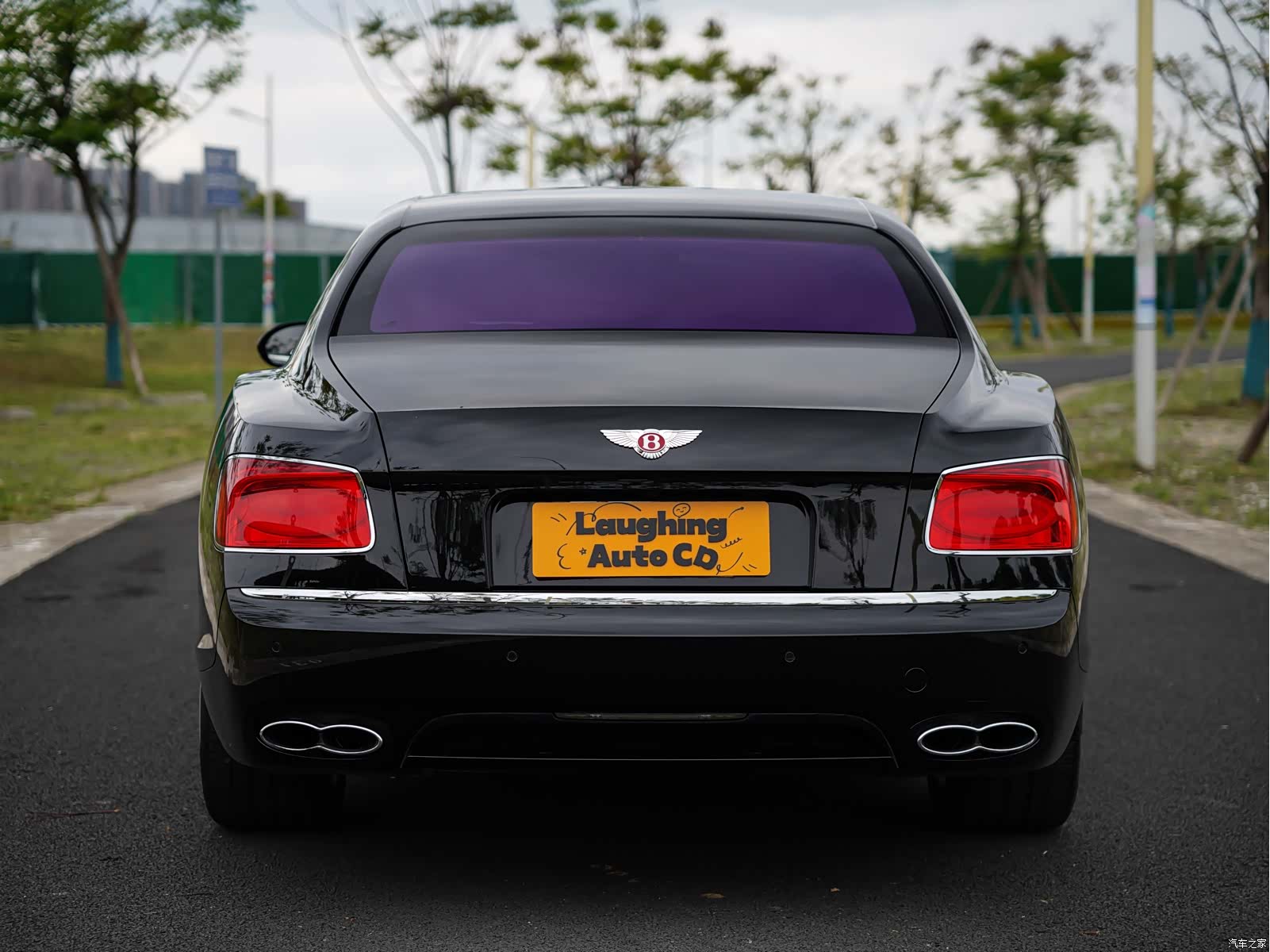 Bentley Flying Spur, 2018 12