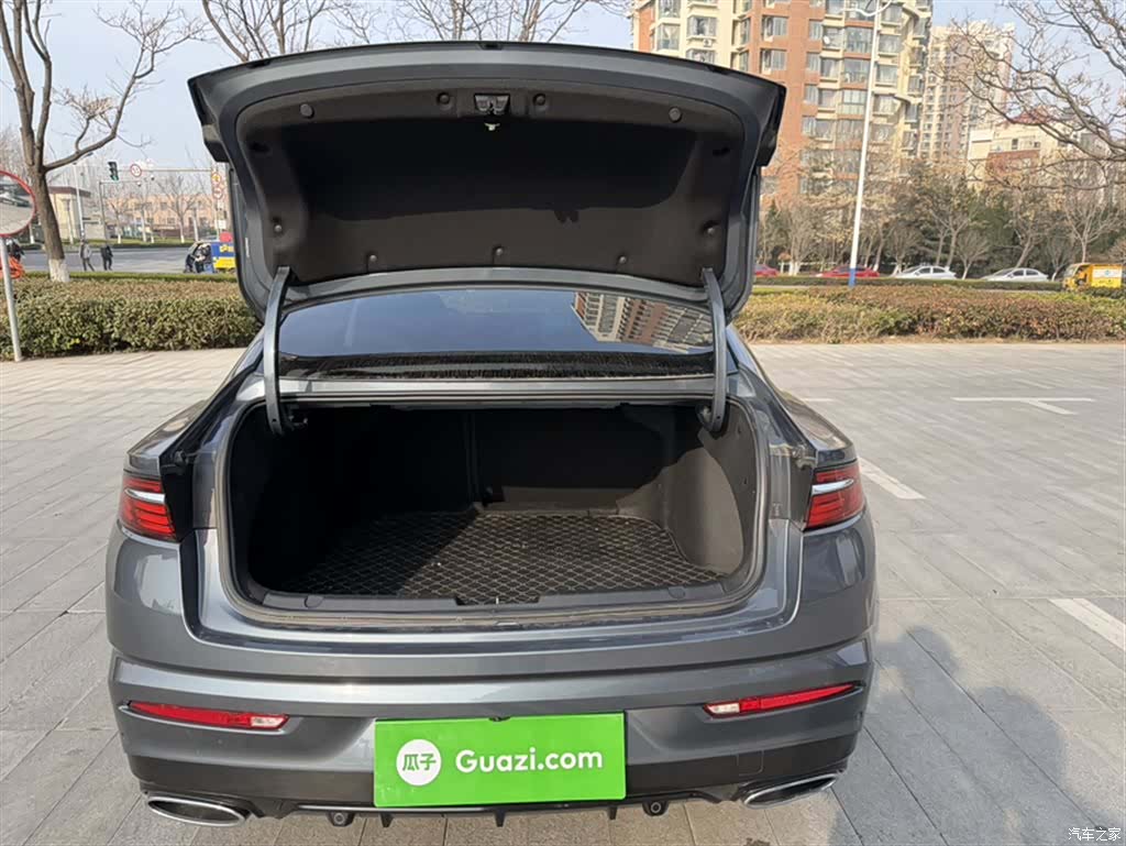 Geely Preface, 2022 9