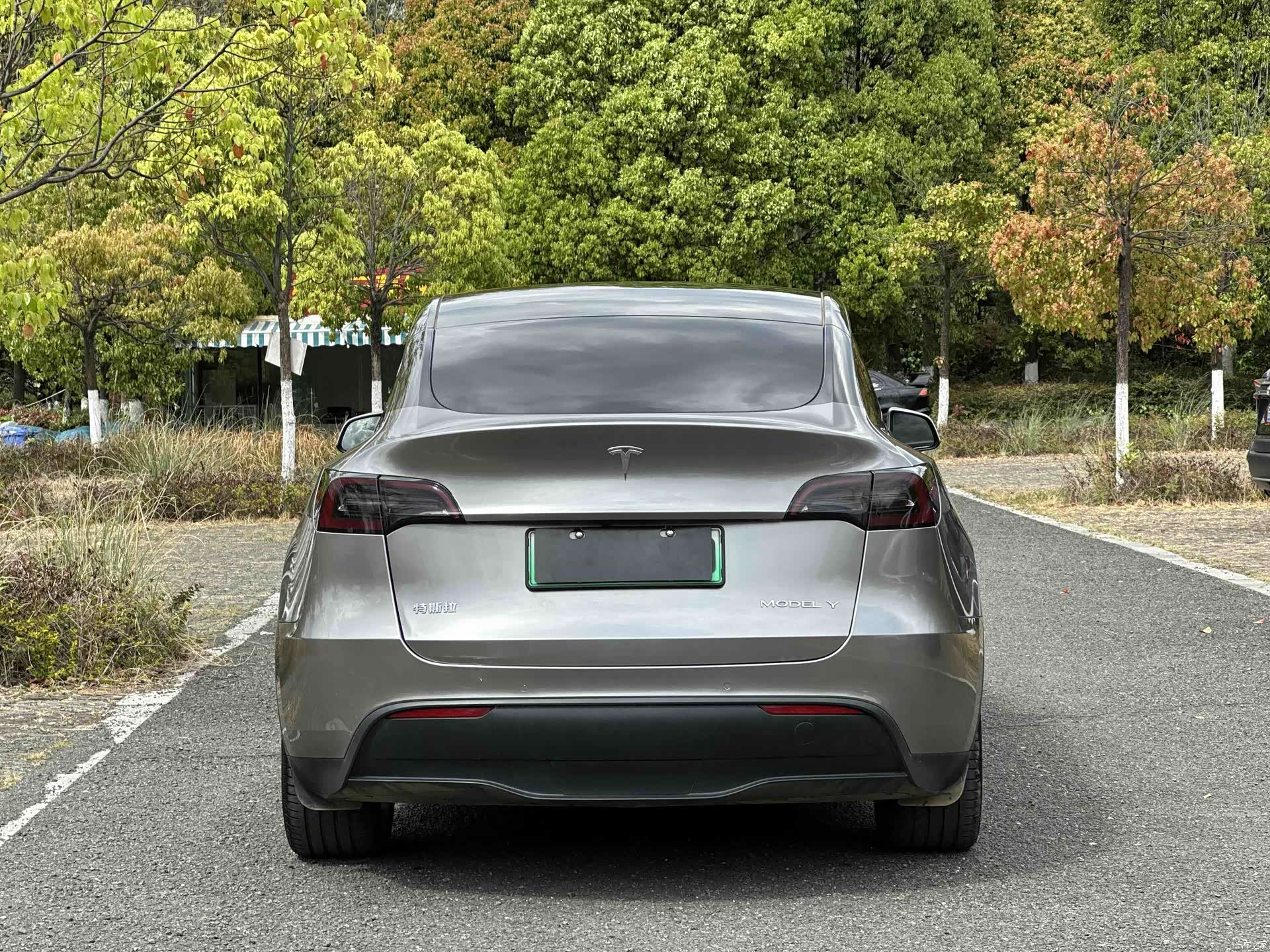 Tesla Model Y, 2023 3