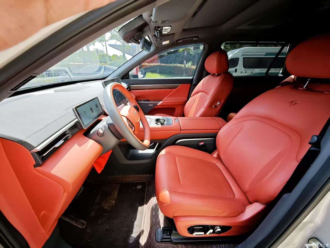 DongFeng eπ008, 2024 4