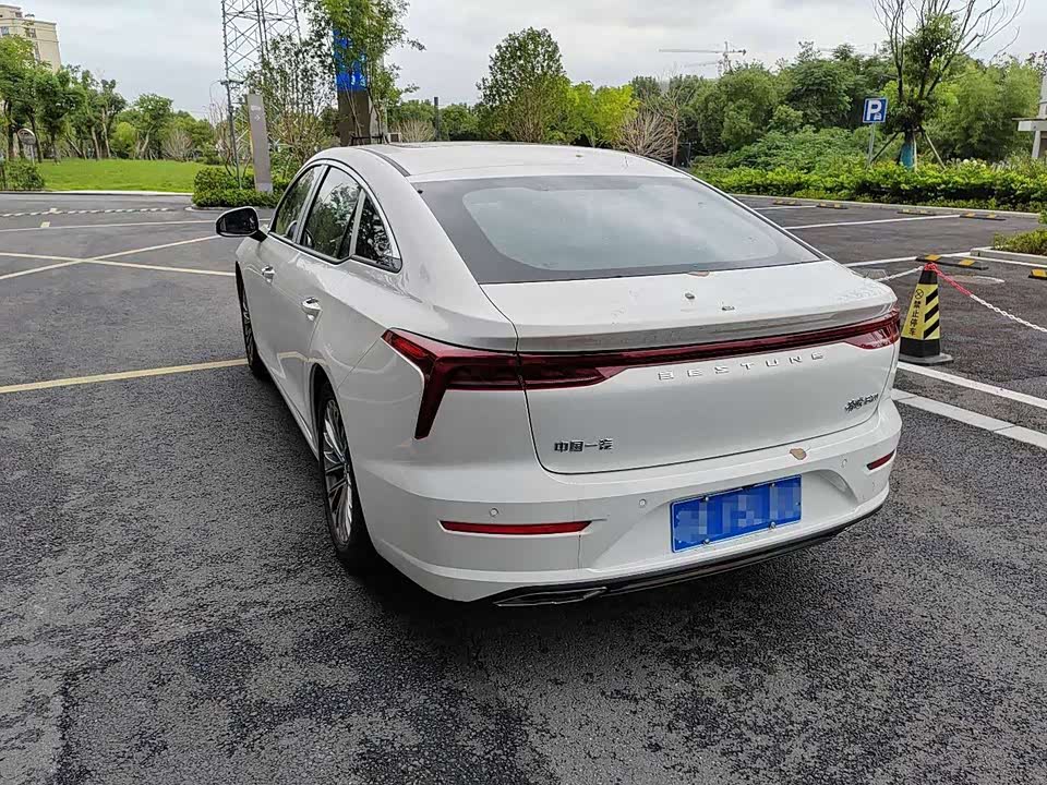 Besturn B70
