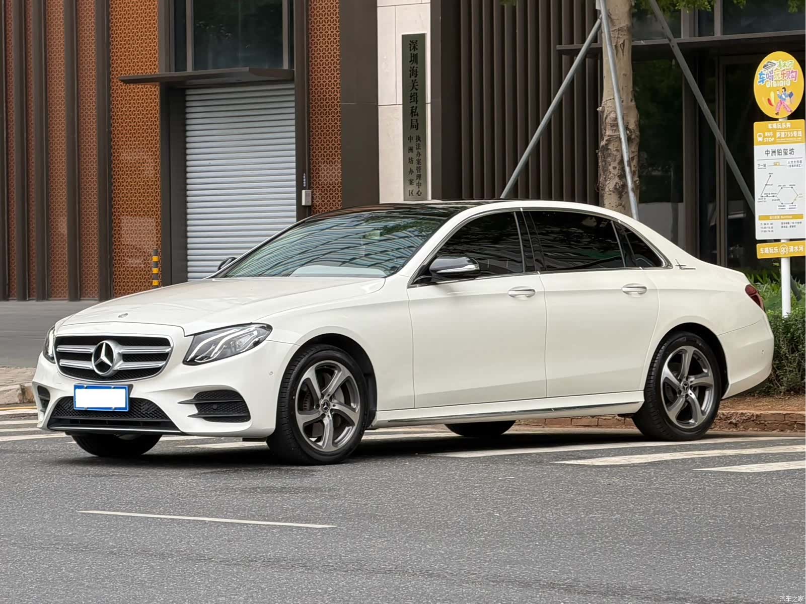 Mercedes-Benz E-Class, 2018 1