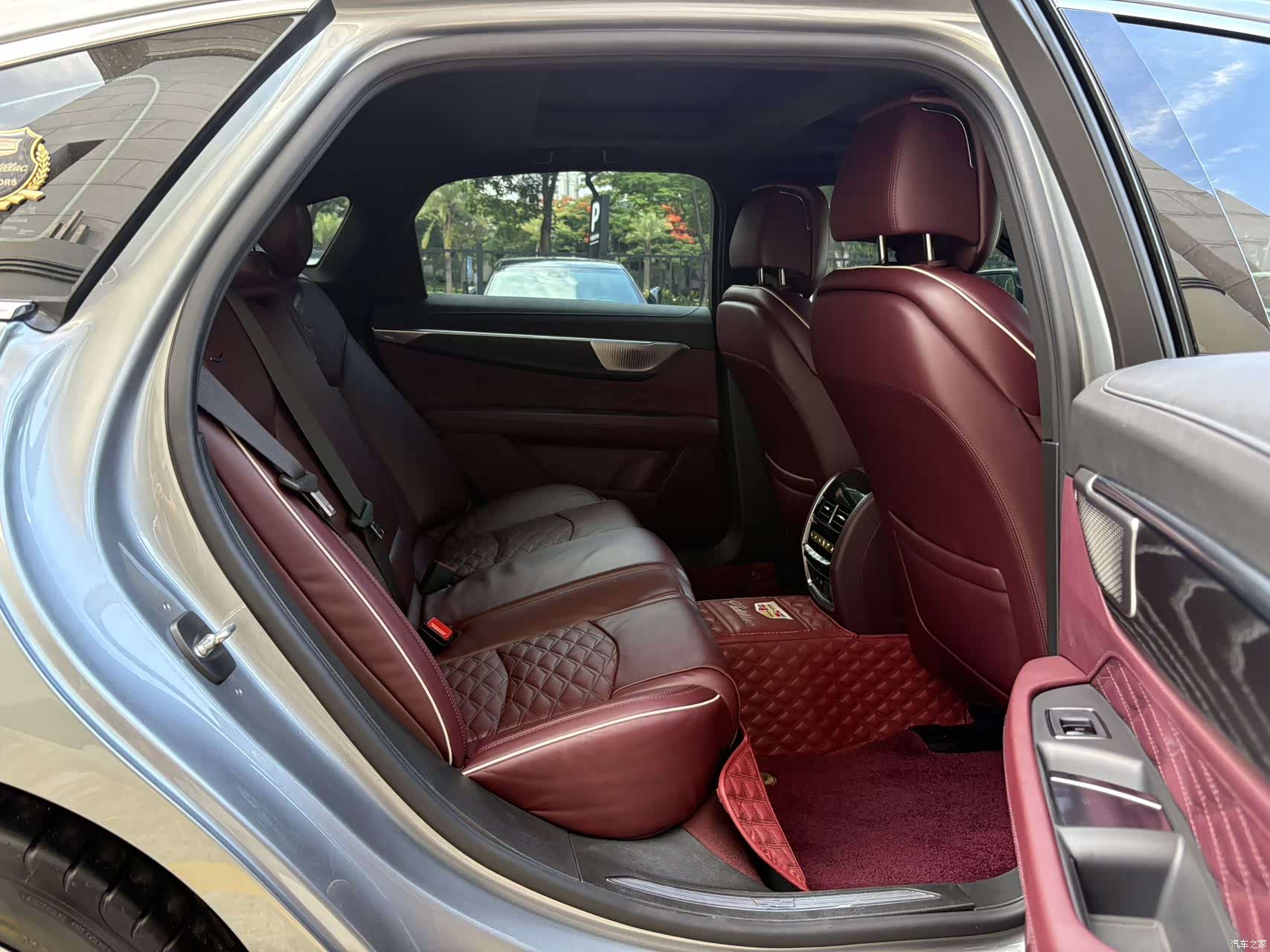 Cadillac CT6, 2023 17