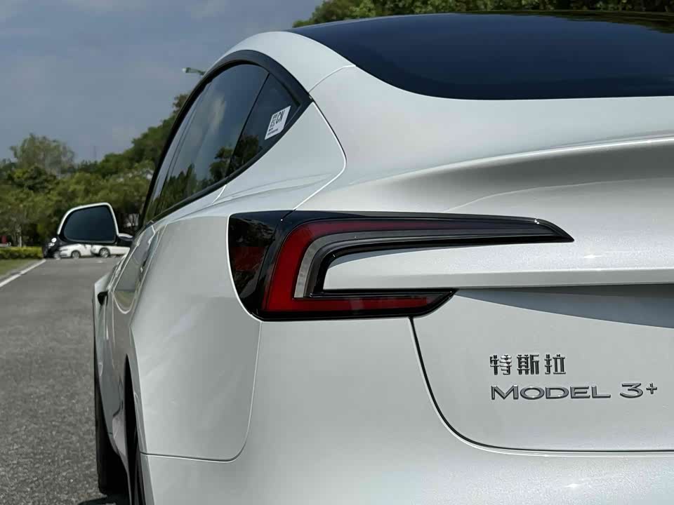 Tesla Model 3 Tesla Model 3