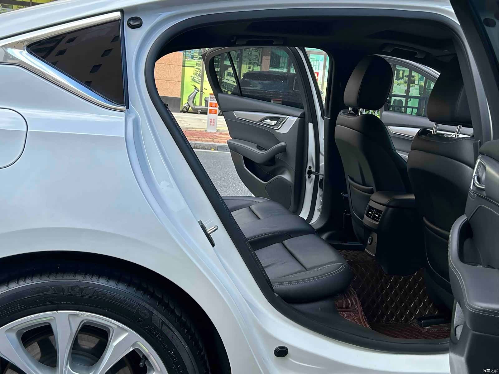 Cadillac CT5, 2023 18
