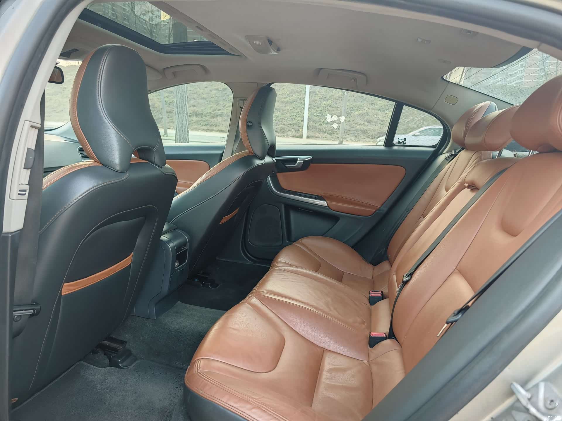 Volvo S60, 2015 12